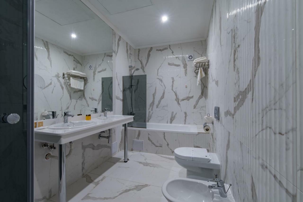 Hotel Perla Beach Luxury Primorszko Kültér fotó
