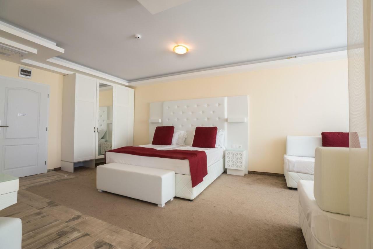 Hotel Perla Beach Luxury Primorszko Kültér fotó